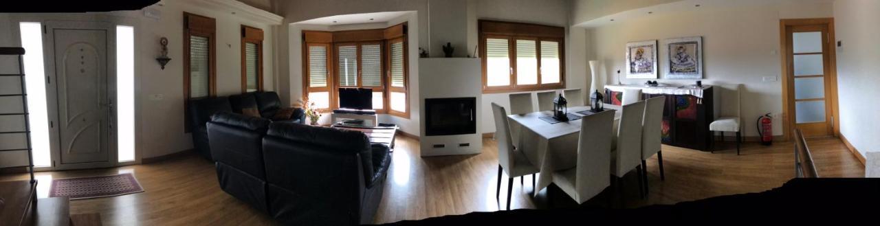 Apartamentos Cangas Relax En Grupo Cangas de Onis Ngoại thất bức ảnh